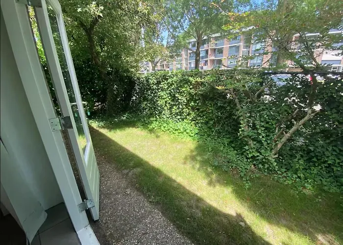 Gastensuite Flora Bed & Breakfast