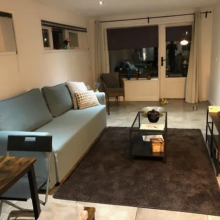 Gastensuite Flora Bed & Breakfast Eindhoven