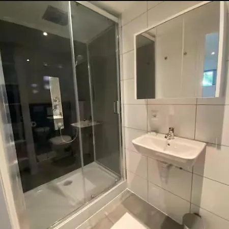 Gastensuite Flora Bed & Breakfast 3*